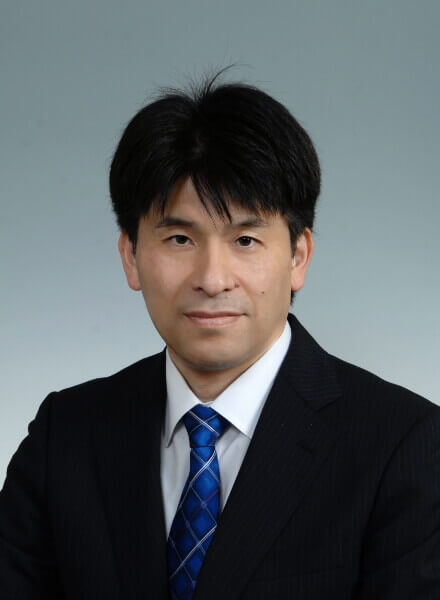 校長 長門亮